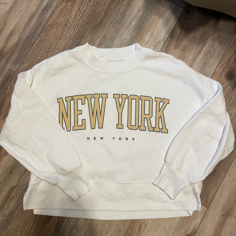 Women’s Abercrombie Crewneck Sweatshirt